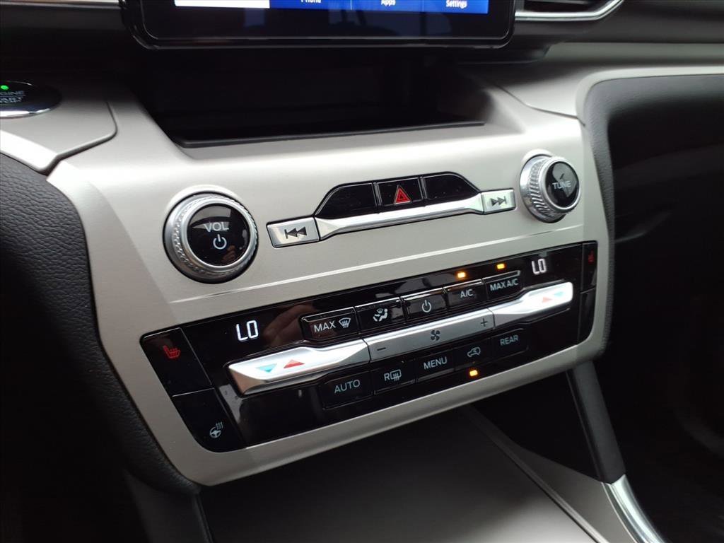 Used 2021 Ford Explorer XLT w/ Equipment Group 202A image 22