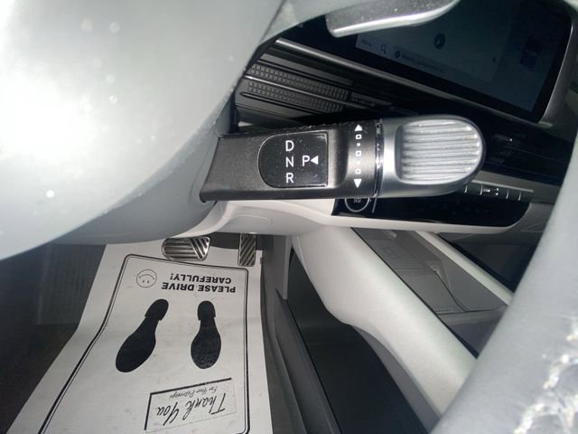 Used 2023 Hyundai Ioniq 6 Limited image 20