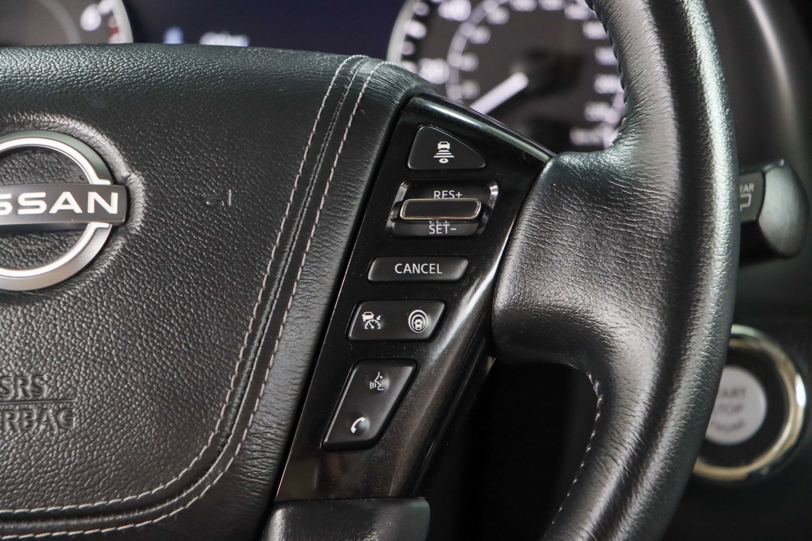 Used 2024 Nissan Armada Platinum w/ Captain's Chairs Package image 16