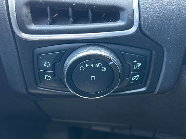 Used 2014 Ford Focus Titanium image 16