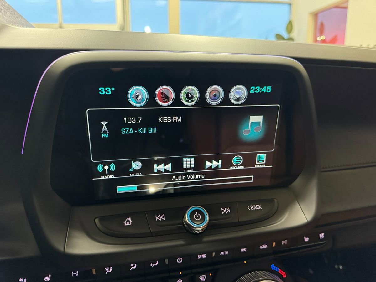 Used 2016 Chevrolet Camaro LT RWD image 26