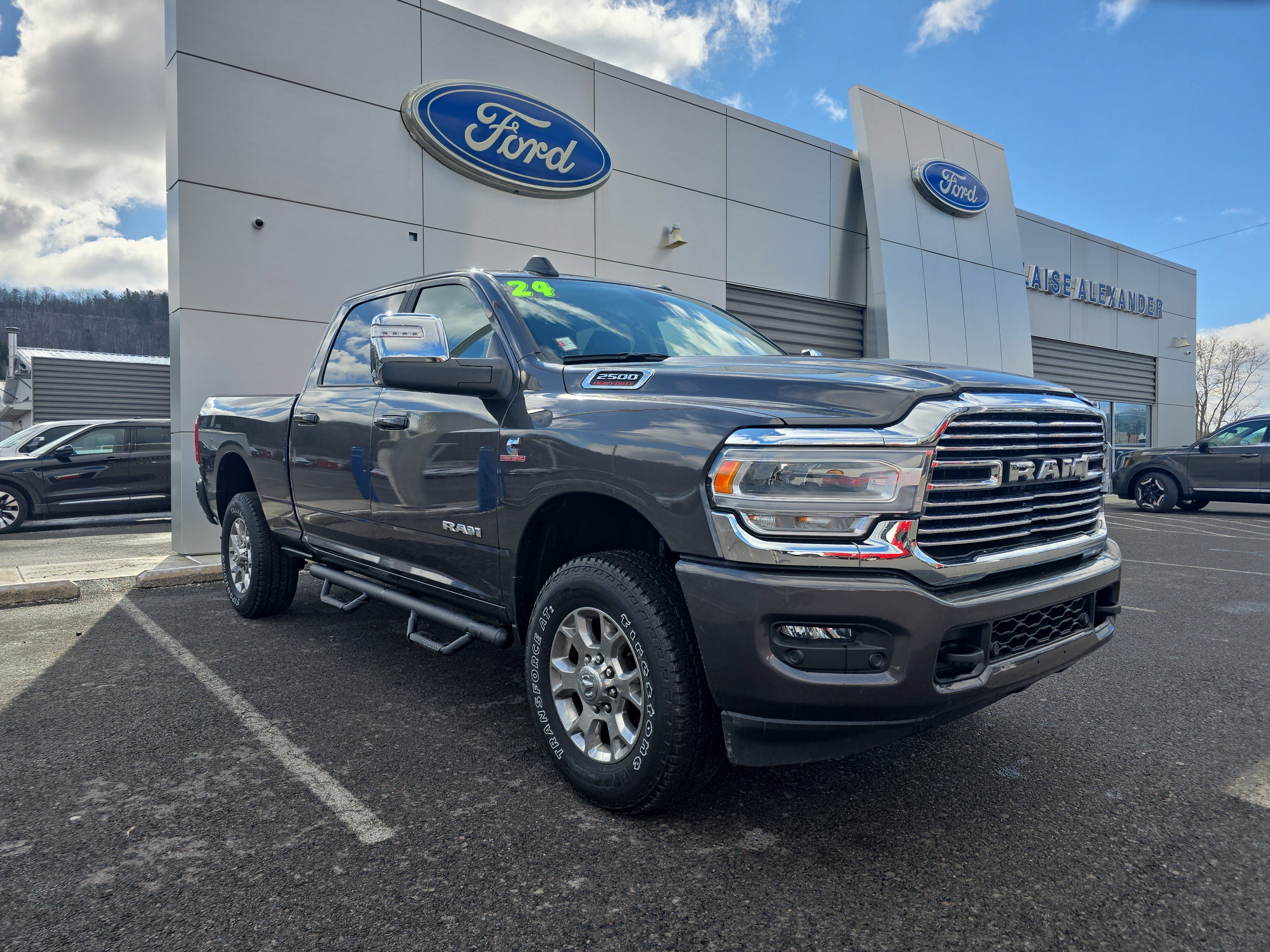 Used 2024 RAM 2500 Laramie image 1
