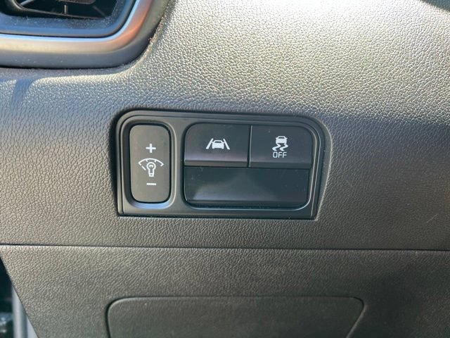 Used 2022 Kia Sorento LX AWD/4WD image 11