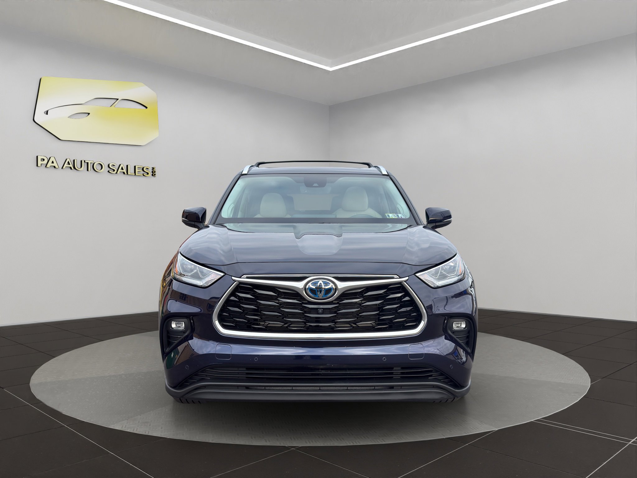 Used 2022 Toyota Highlander Limited image 2