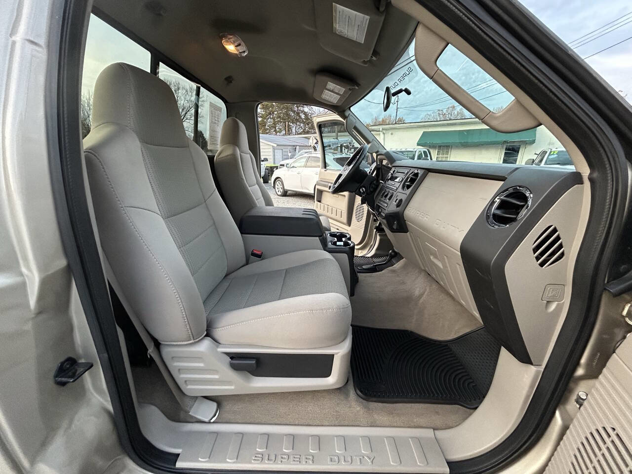 Used 2008 Ford F350 XLT image 19