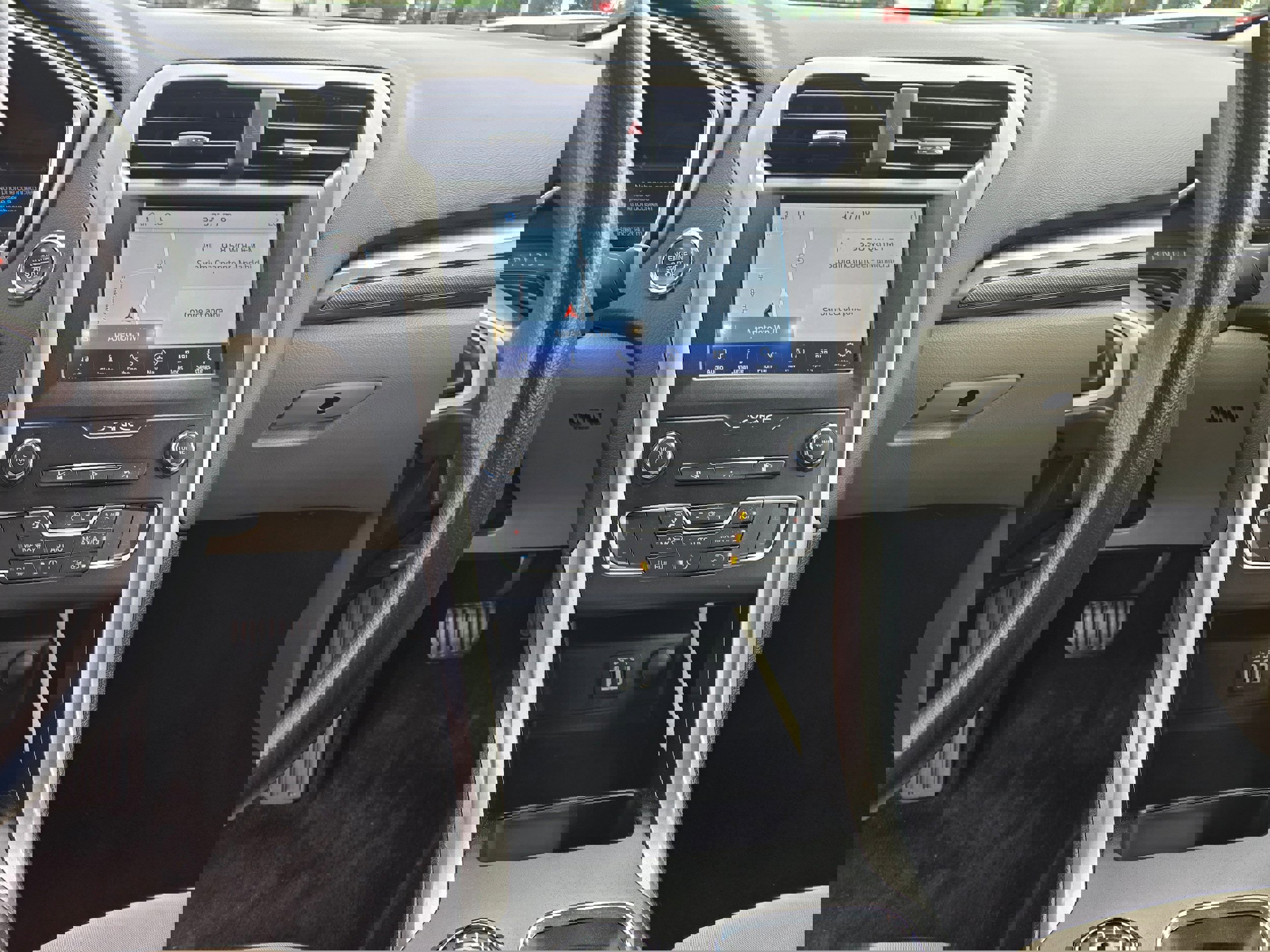 Used 2019 Ford Fusion SE image 7