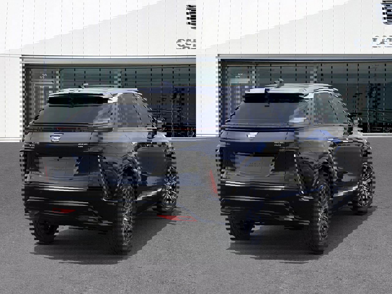 New 2025 Cadillac Lyriq Luxury image 28