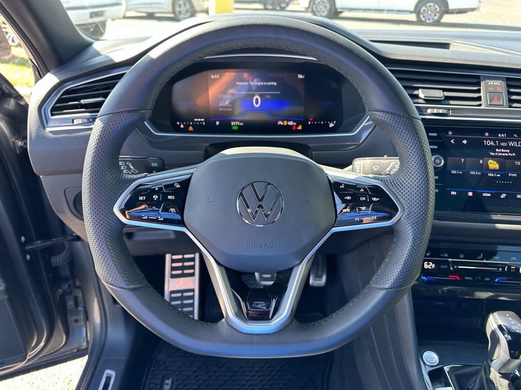 Used 2024 Volkswagen Tiguan SE R-Line w/ MDO Package, Three-Row image 13