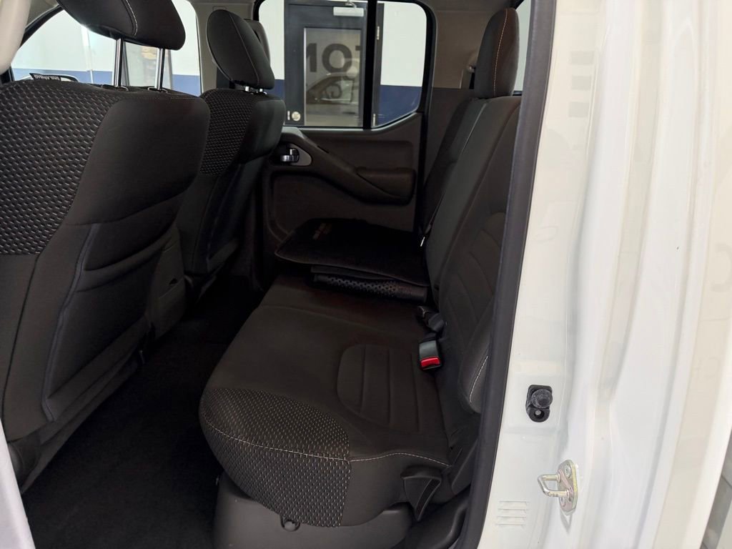 Used 2019 Nissan Frontier Desert Runner image 29