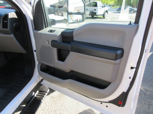 Used 2019 Ford F450 XL w/ XL Value Package AWD/4WD image 18