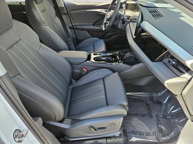 New 2025 Audi Q6 e-tron Premium Plus image 16
