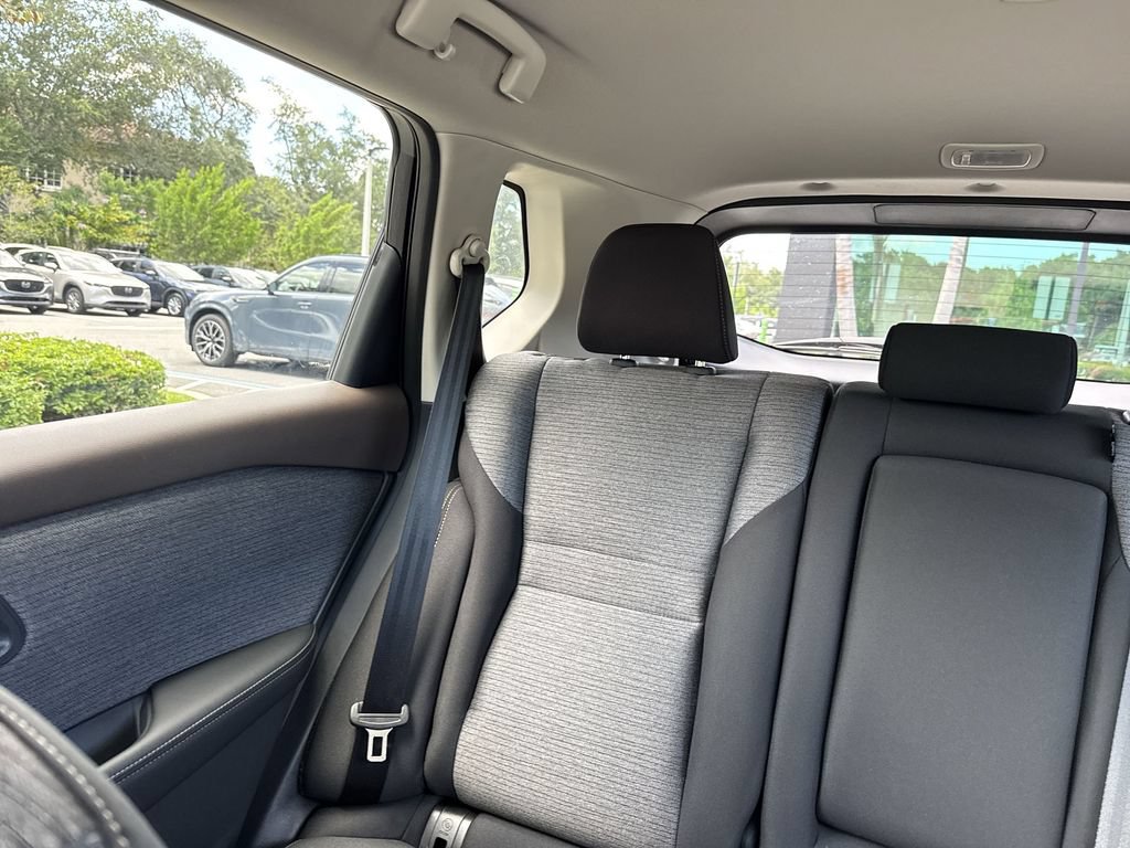 Used 2023 Nissan Rogue SV FWD image 17