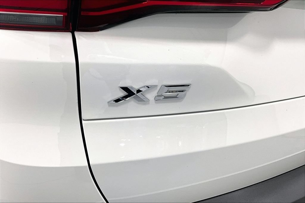 Used 2020 BMW X5 xDrive40i w/ Premium Package AWD/4WD image 33