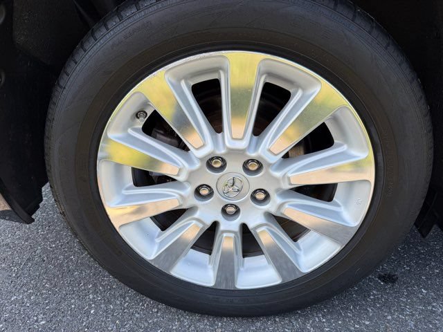 Used 2014 Toyota Sienna XLE w/ Entertainment Package AWD/4WD image 34