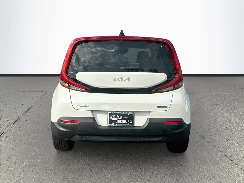 Certified 2022 Kia Soul EX FWD image 6