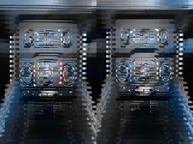 Used 2022 Chevrolet Tahoe LT w/ LT Signature Plus Package image 23