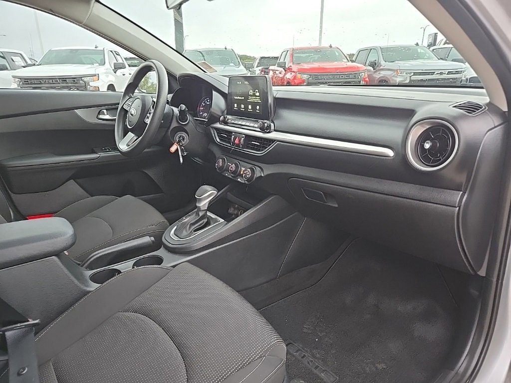 Used 2021 Kia Forte LXS image 17