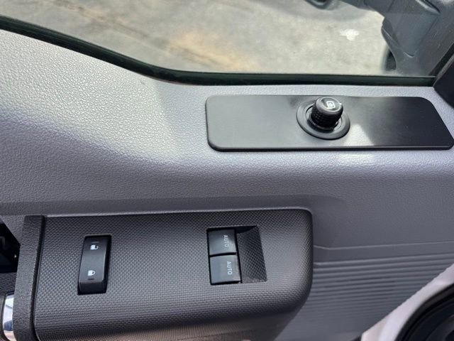 Used 2015 Ford F350 XL w/ Power Equipment Group image 18