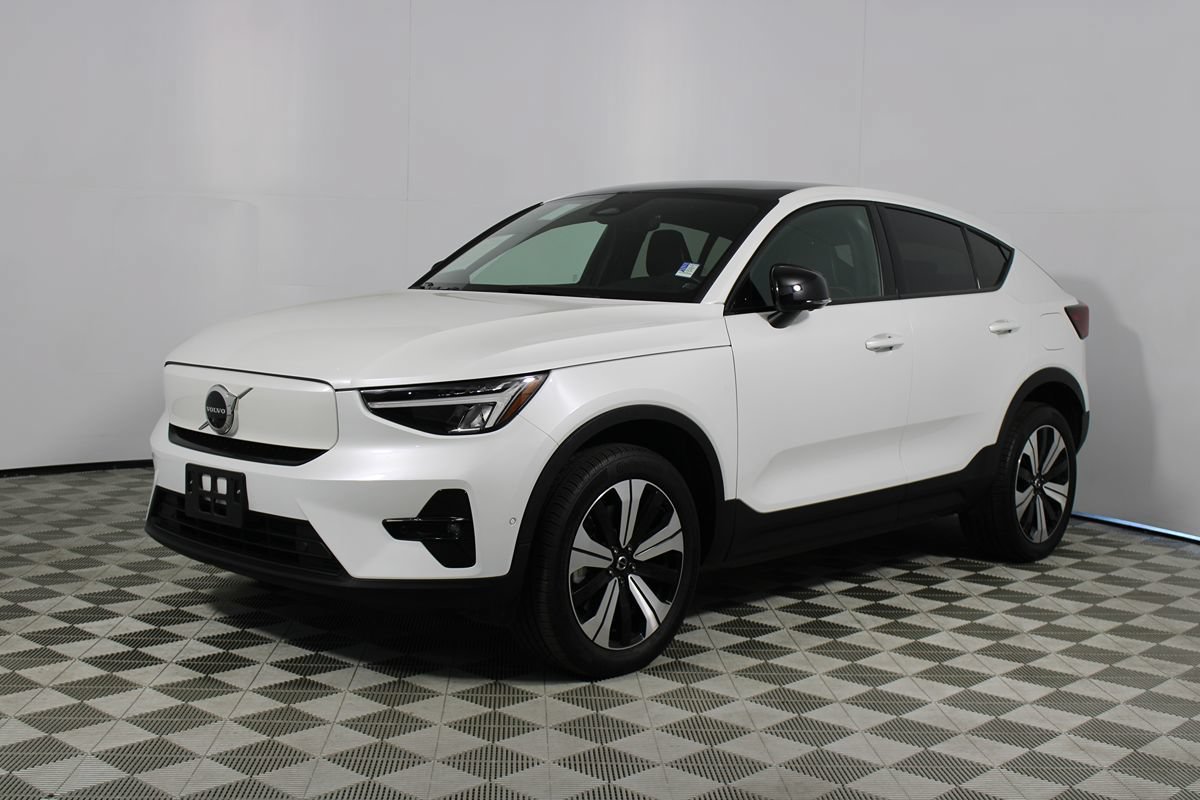 Used 2023 Volvo C40 P8 Recharge Plus AWD/4WD image 46