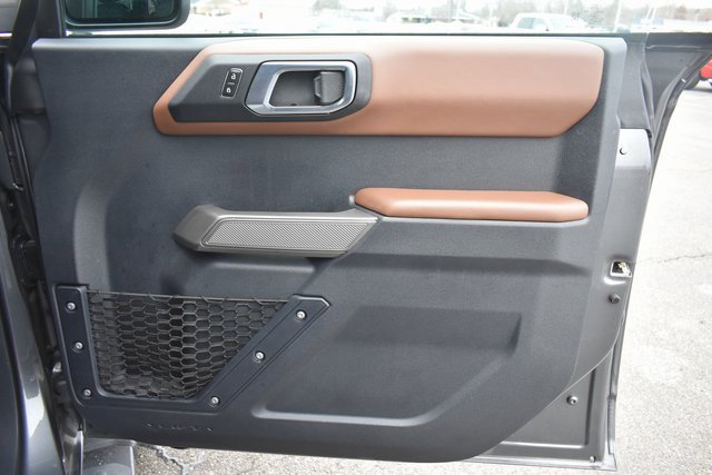 Used 2023 Ford Bronco Outer Banks w/ Sasquatch Package image 44