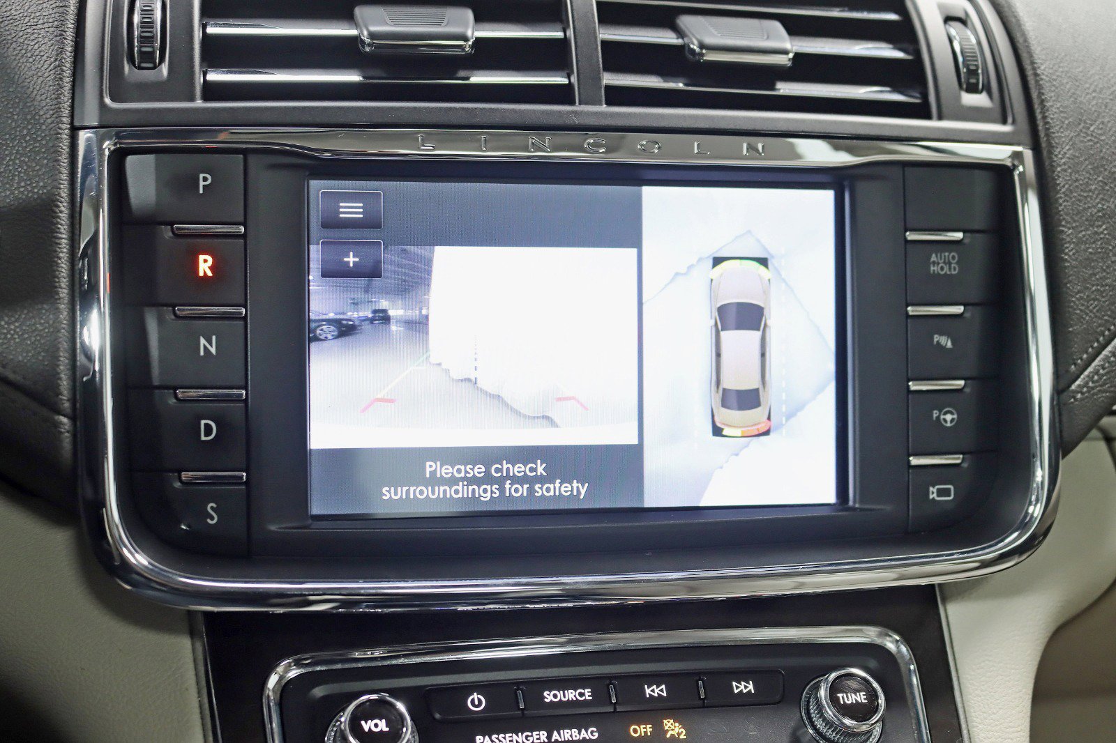 Used 2020 Lincoln Continental Reserve image 22