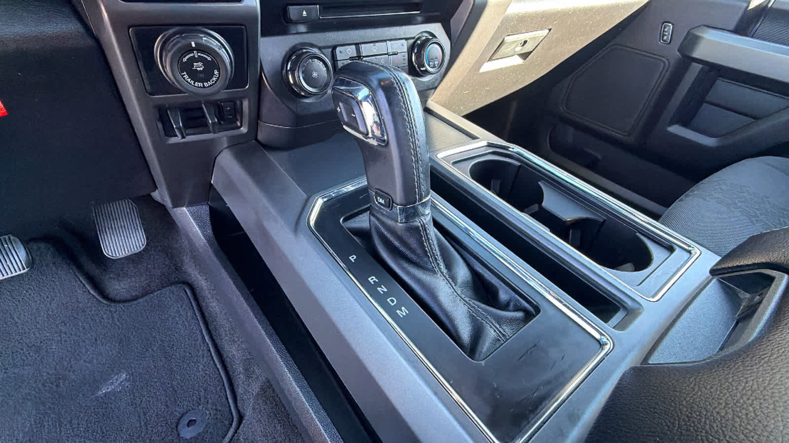 Used 2018 Ford F150 XLT w/ Equipment Group 302A Luxury image 13