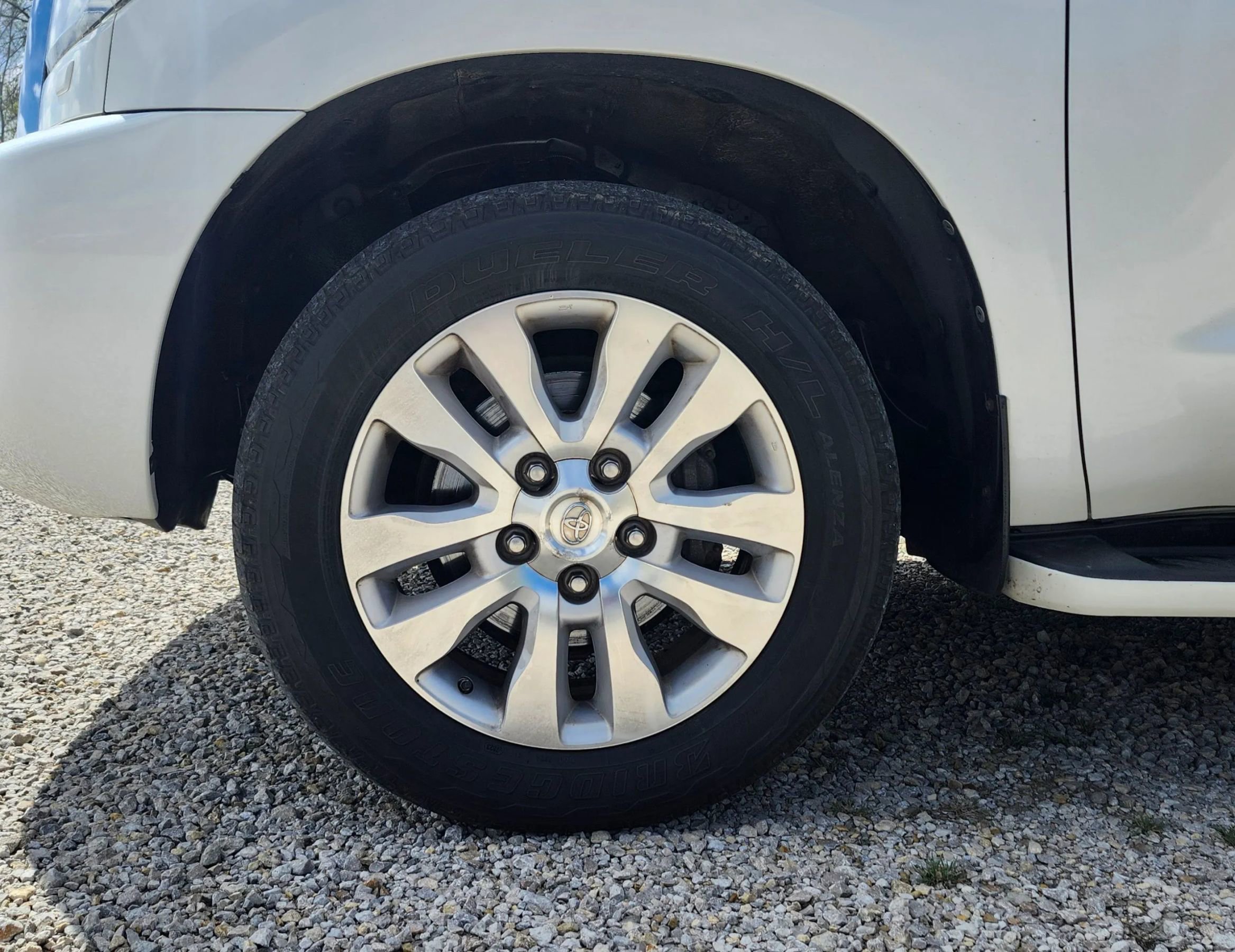 Used 2016 Toyota Sequoia Platinum AWD/4WD image 10
