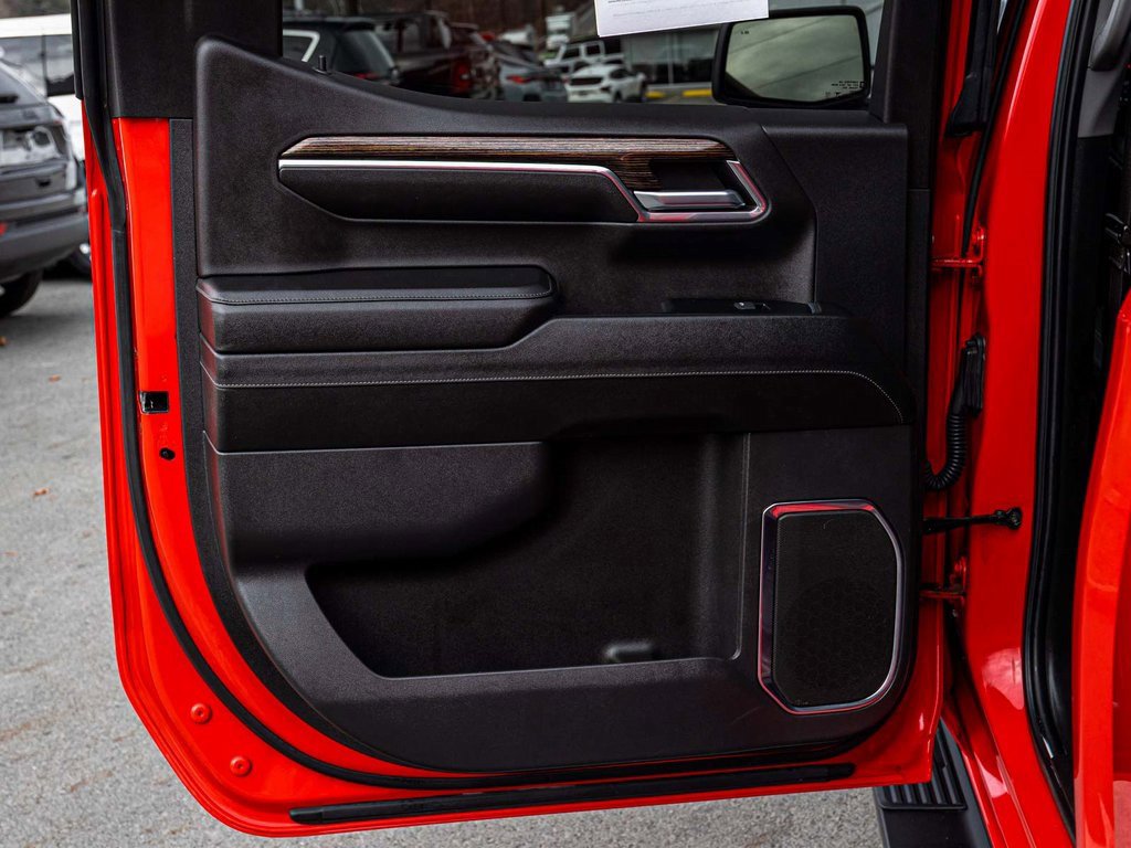 Used 2024 GMC Sierra 1500 Elevation w/ Elevation Premium Package image 14