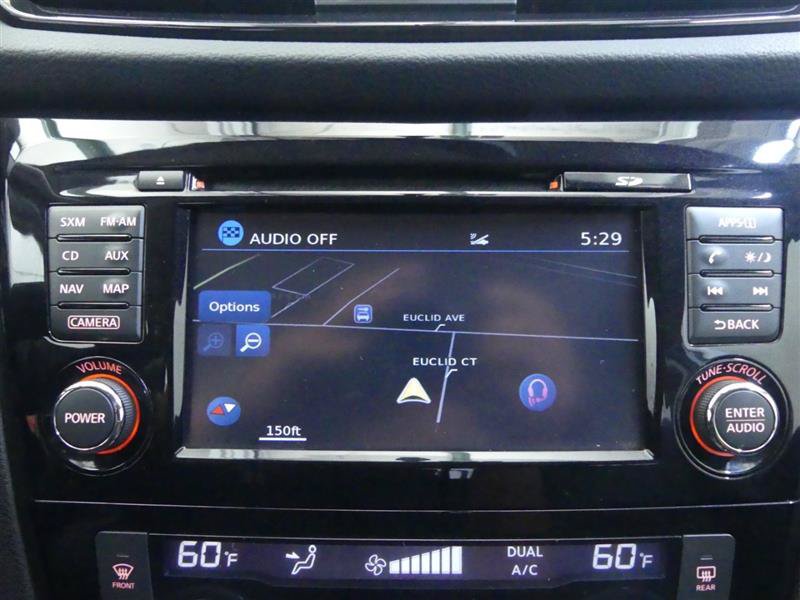 Used 2017 Nissan Rogue Sport SL AWD/4WD image 9