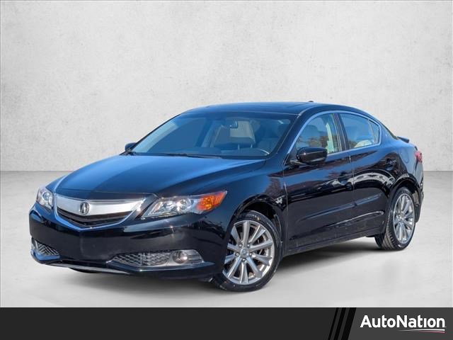Used 2013 Acura ILX w/ Technology Package