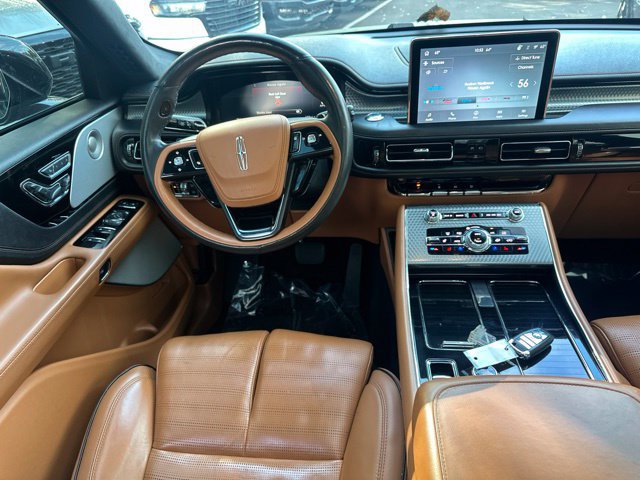 Used 2022 Lincoln Aviator Black Label w/ Dynamic Handling Package AWD/4WD image 32
