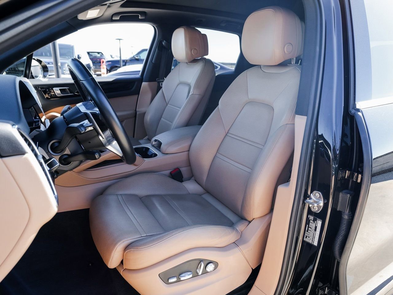 Certified 2020 Porsche Cayenne image 5