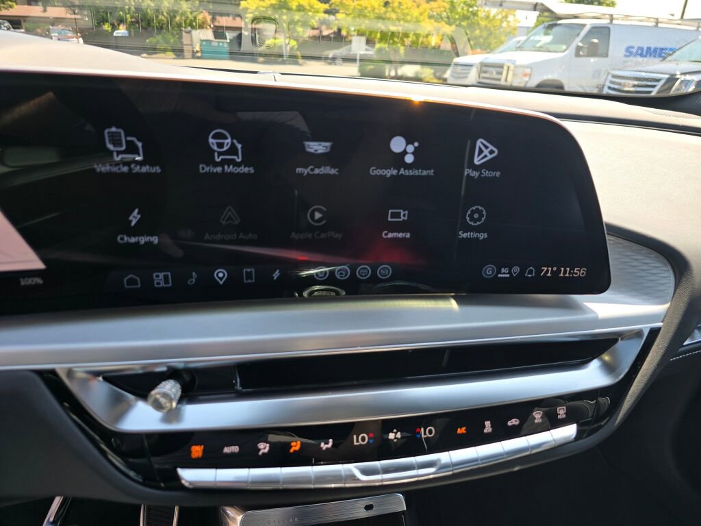 New 2026 Cadillac Lyriq V image 26