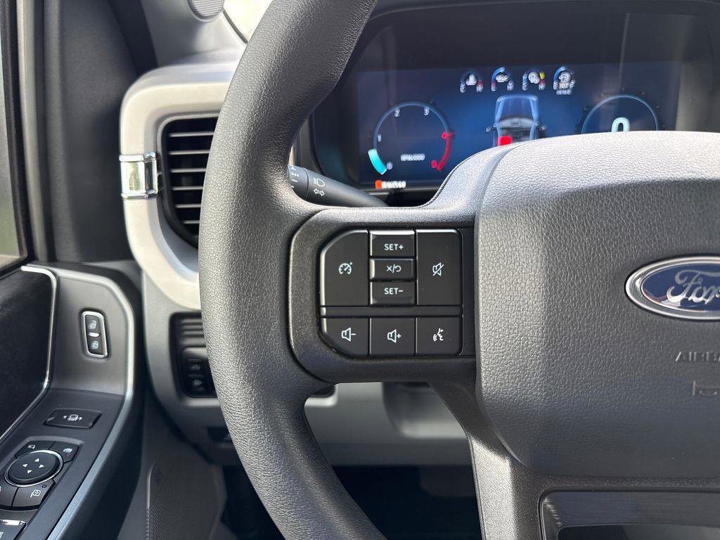 New 2026 Ford F250 XLT w/ XLT Premium Package AWD/4WD image 19