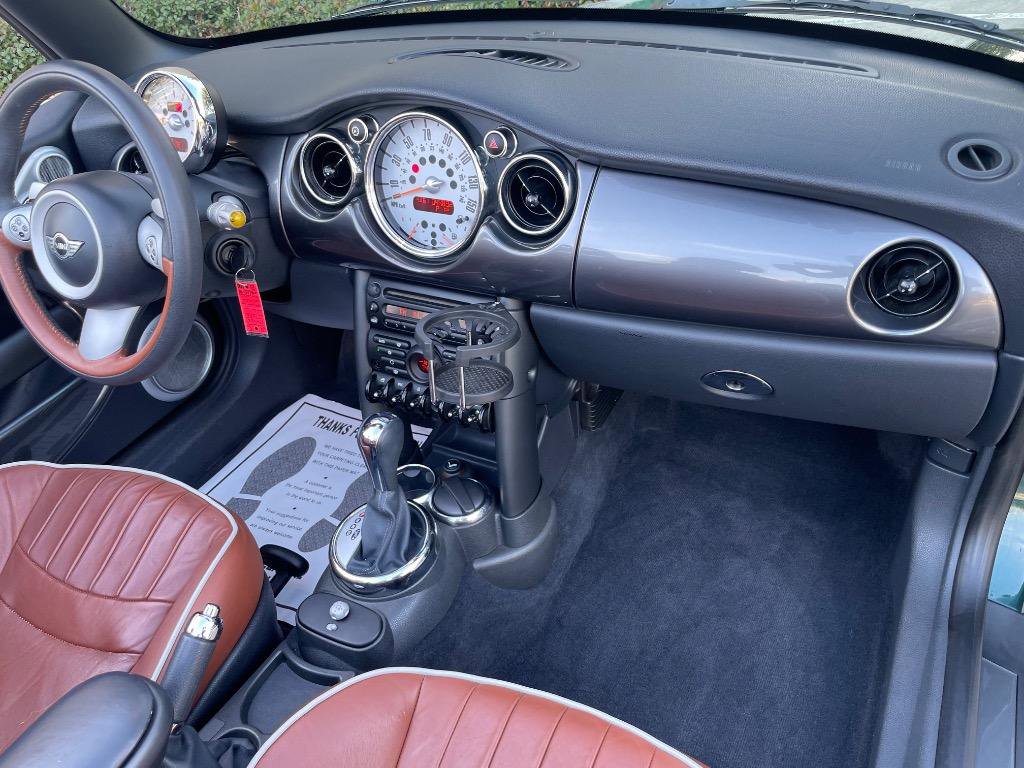 Used 2008 MINI Cooper Convertible w/ Sidewalk Pkg image 28