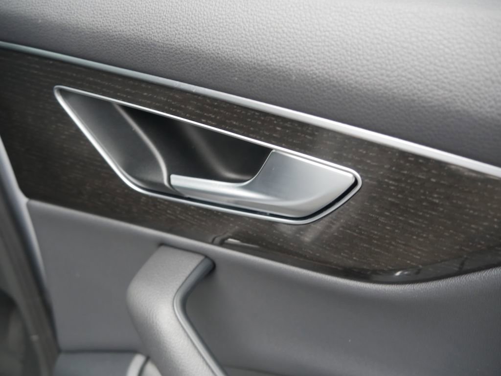 Certified 2022 Audi Q7 2.0T Premium w/ Convenience Package image 35