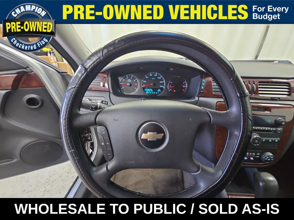 Used 2009 Chevrolet Impala LT FWD image 11
