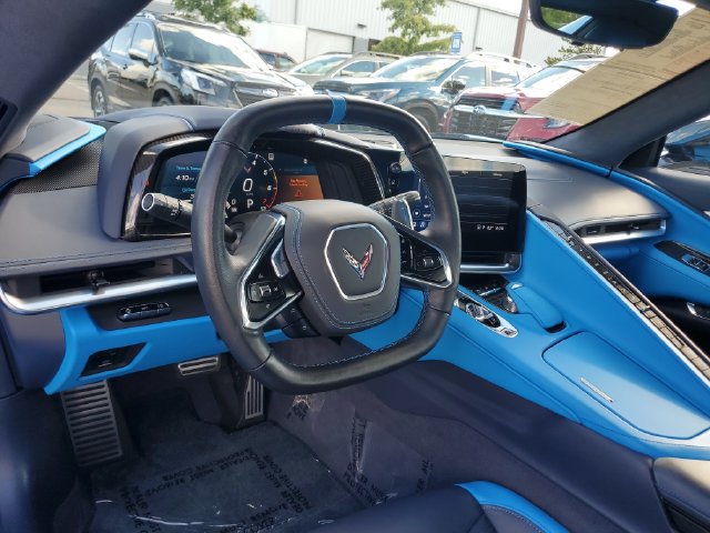 Used 2021 Chevrolet Corvette Stingray Premium Conv w/ Z51 Performance Package RWD image 11