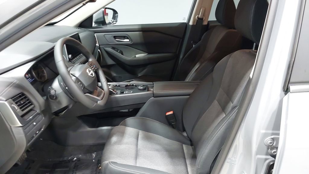 New 2026 Nissan Rogue SV AWD/4WD image 19