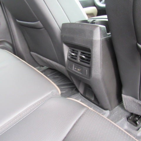 Used 2025 GMC Canyon Denali AWD/4WD image 11