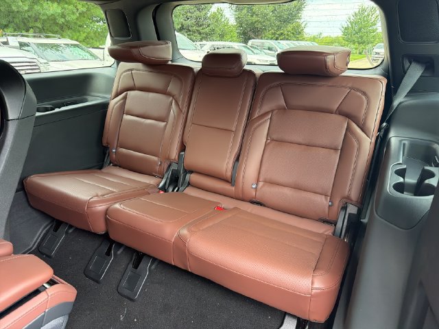 New 2026 Lincoln Navigator Reserve AWD/4WD image 14
