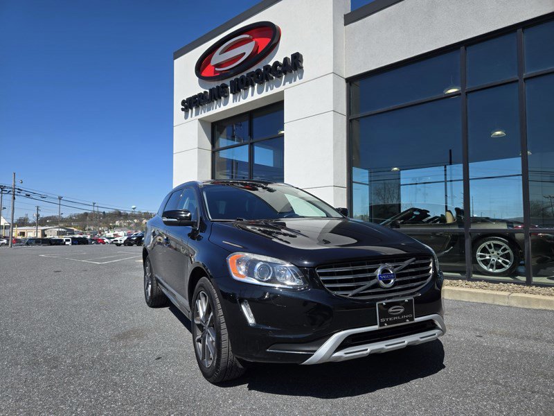 Used 2017 Volvo XC60 T6 Dynamic w/ Preferred Option Package image 9