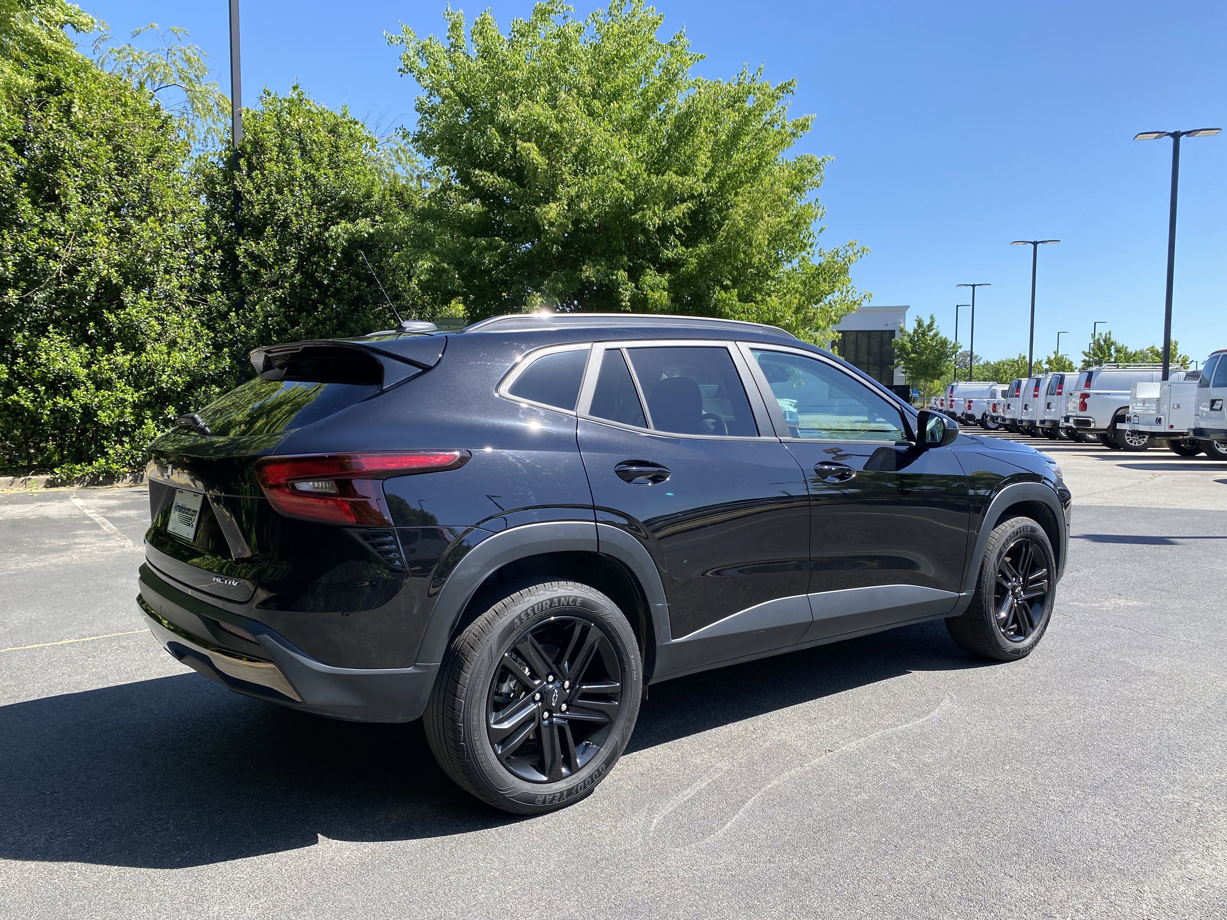 Used 2025 Chevrolet Trax ACTIV w/ Driver Confidence Package FWD image 9