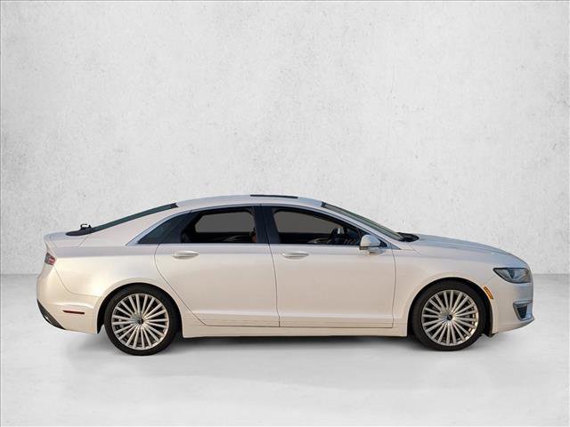 Used 2017 Lincoln MKZ Reserve FWD image 4