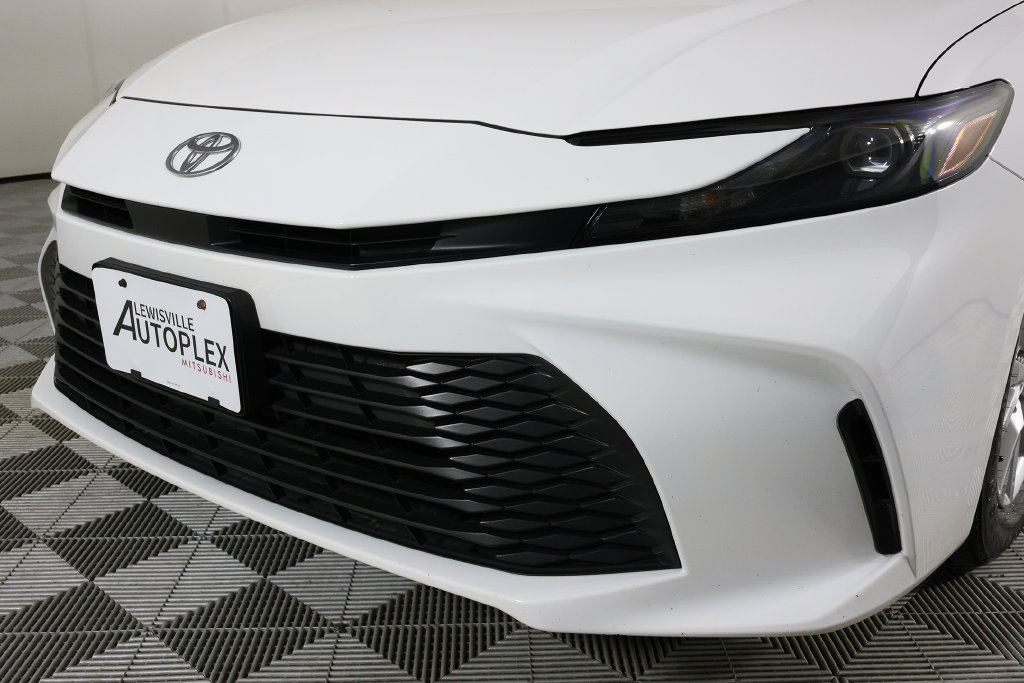 Used 2026 Toyota Camry LE w/ Convenience Package FWD image 35