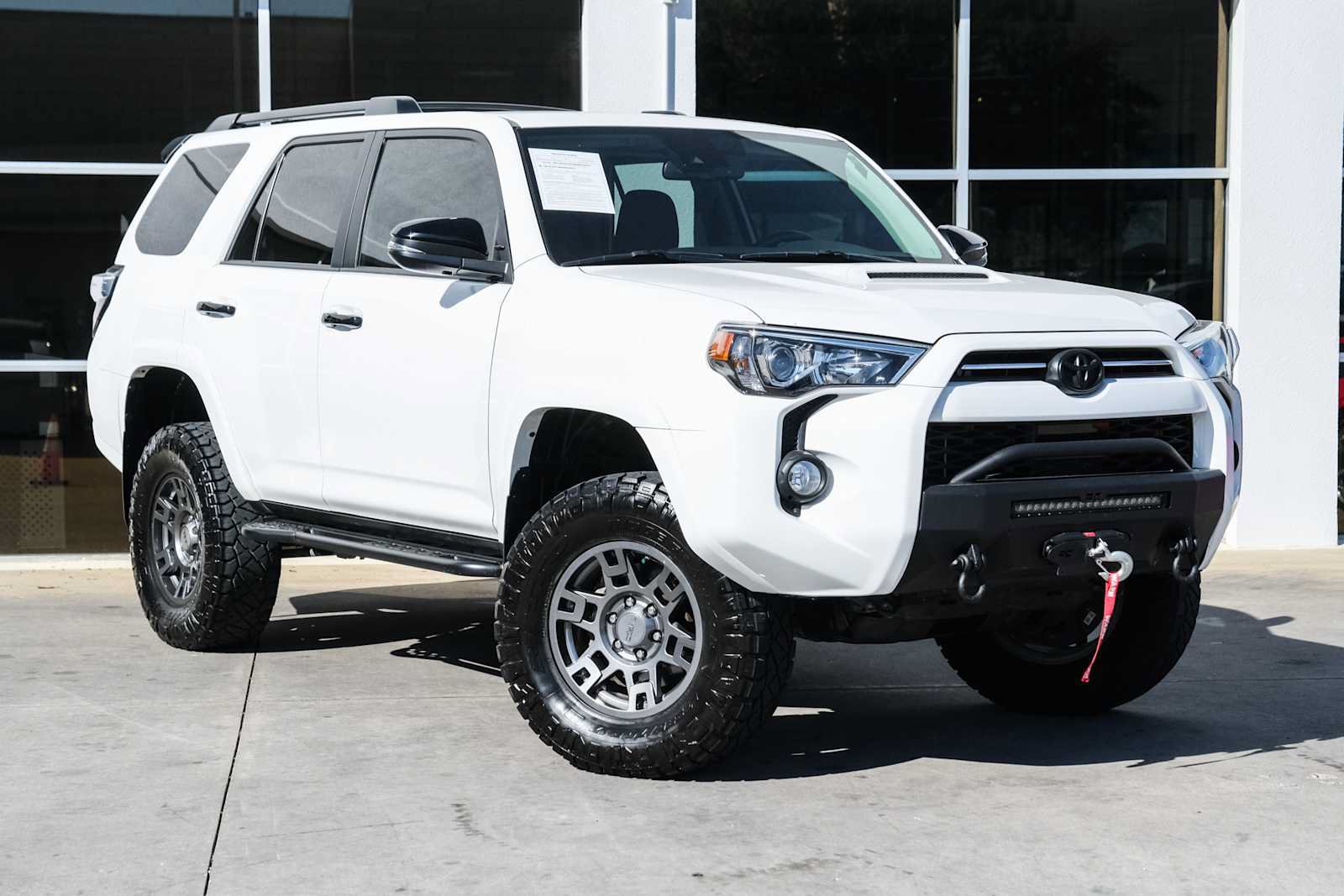 Used 2020 Toyota 4Runner Venture w/ Moonroof Package AWD/4WD image 5