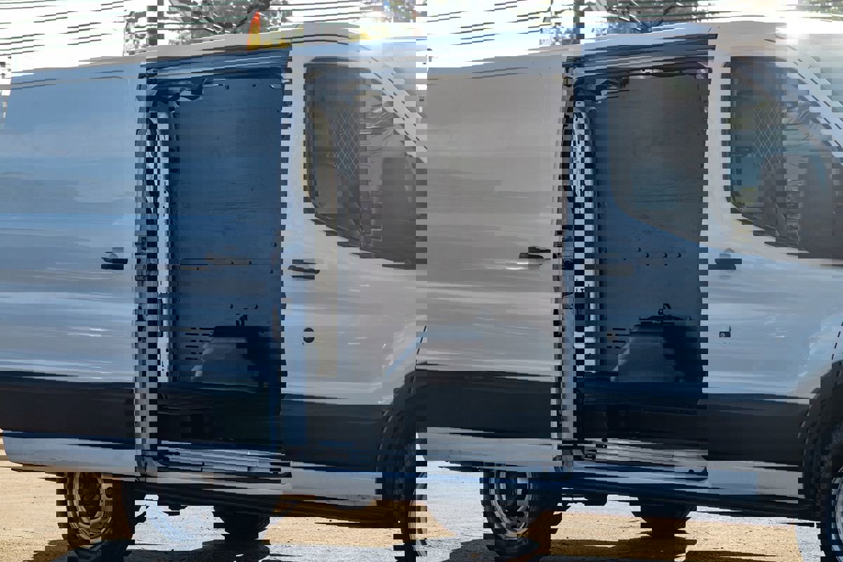 Used 2019 Ford Transit 150 image 6