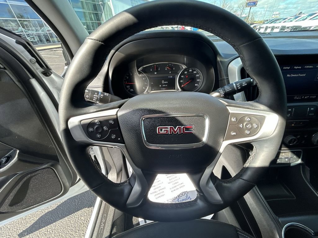 Used 2024 GMC Terrain SLT w/ Tech Package image 20