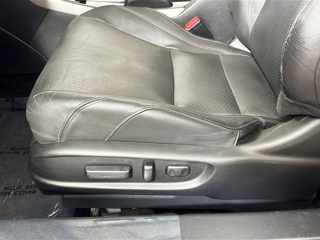Used 2017 Honda Accord Touring image 22