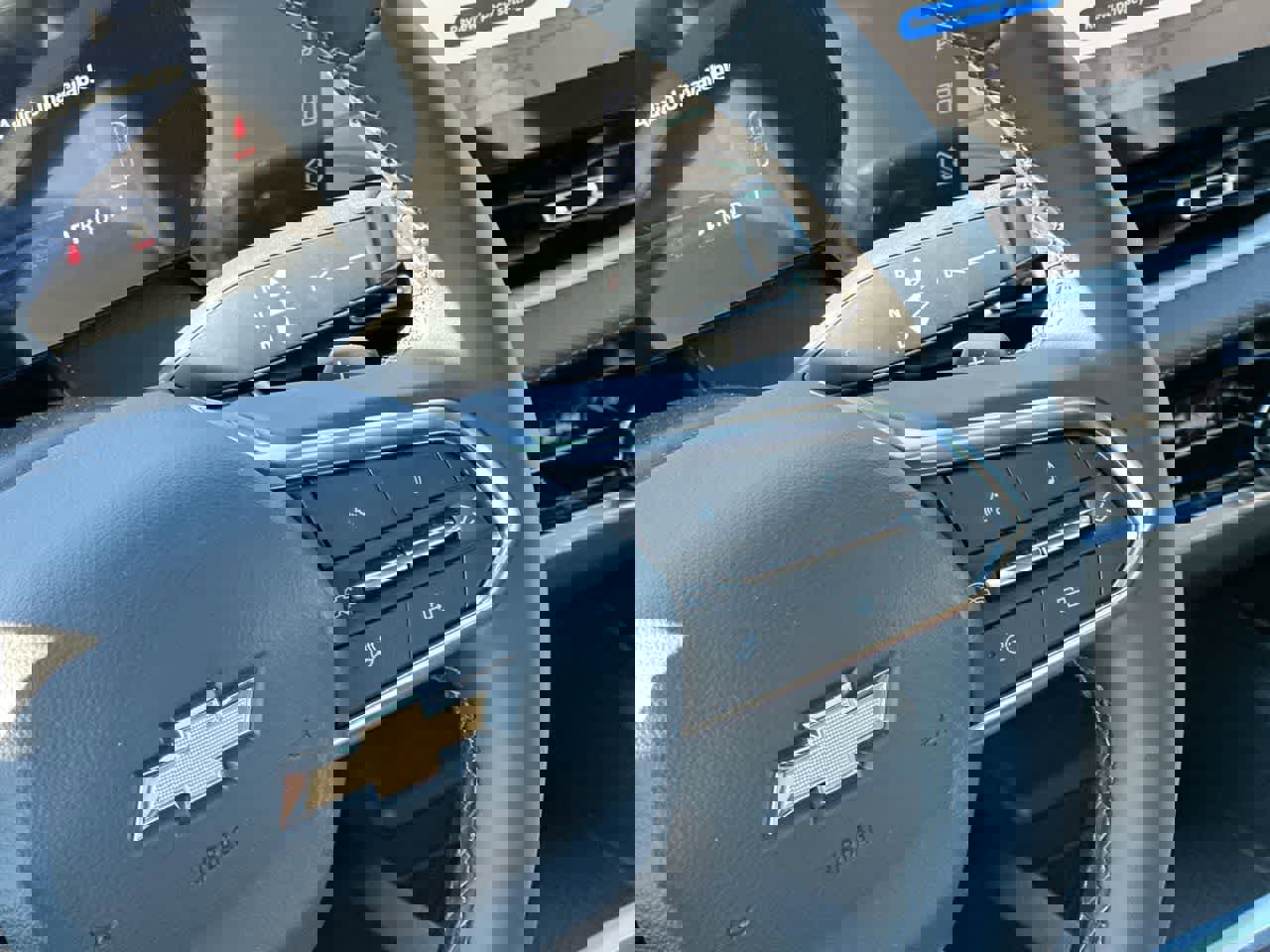 New 2025 Chevrolet Equinox LT image 16